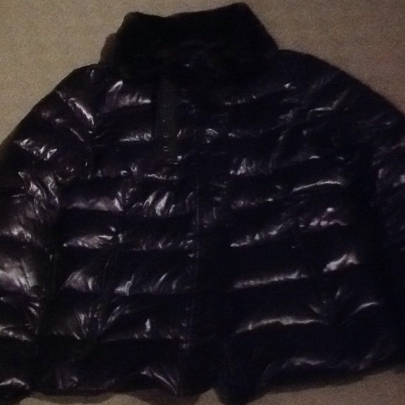 Winter coat! - Picture 1 of 3